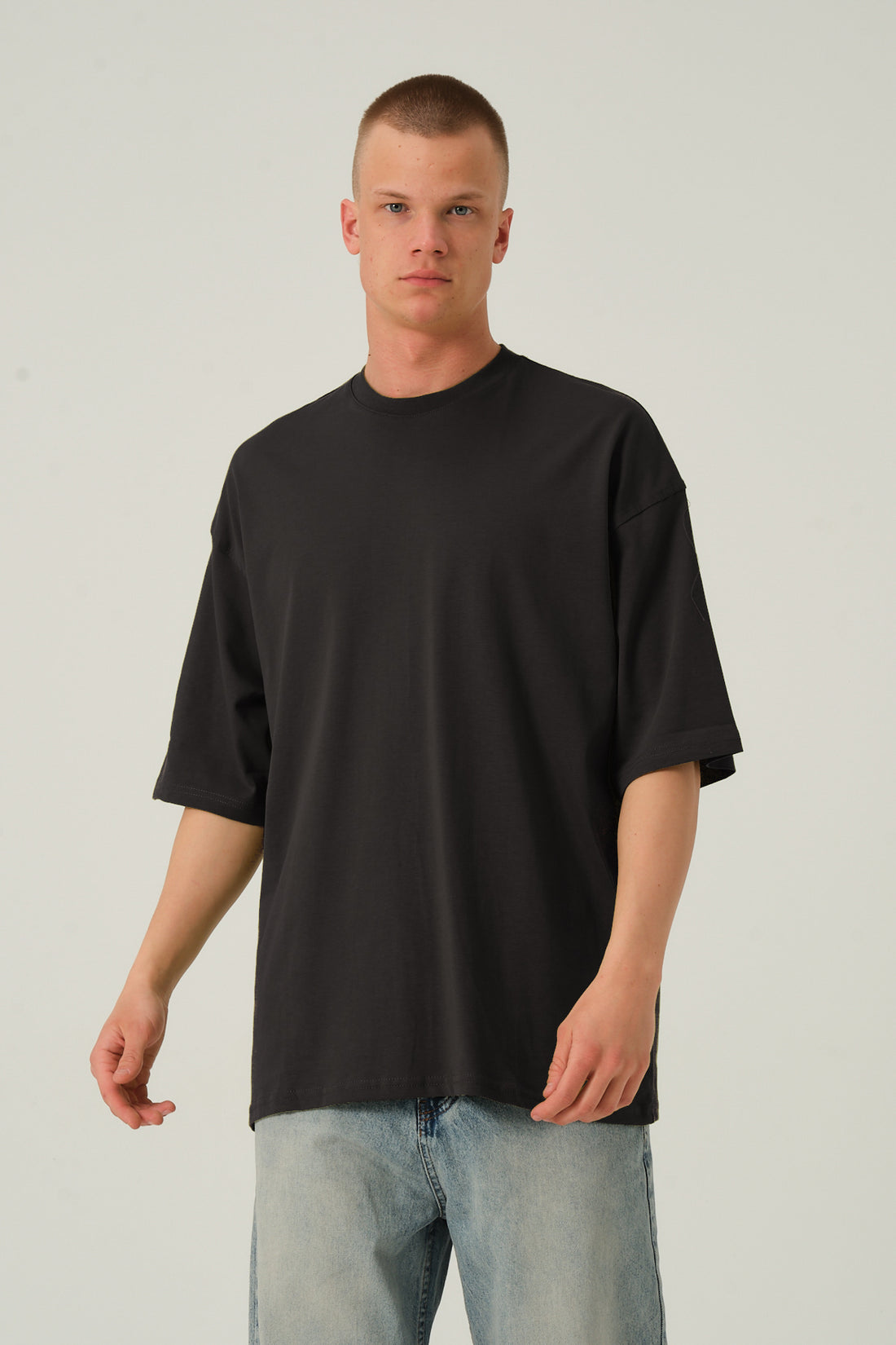 Oversize Basic T-Shirt - Füme