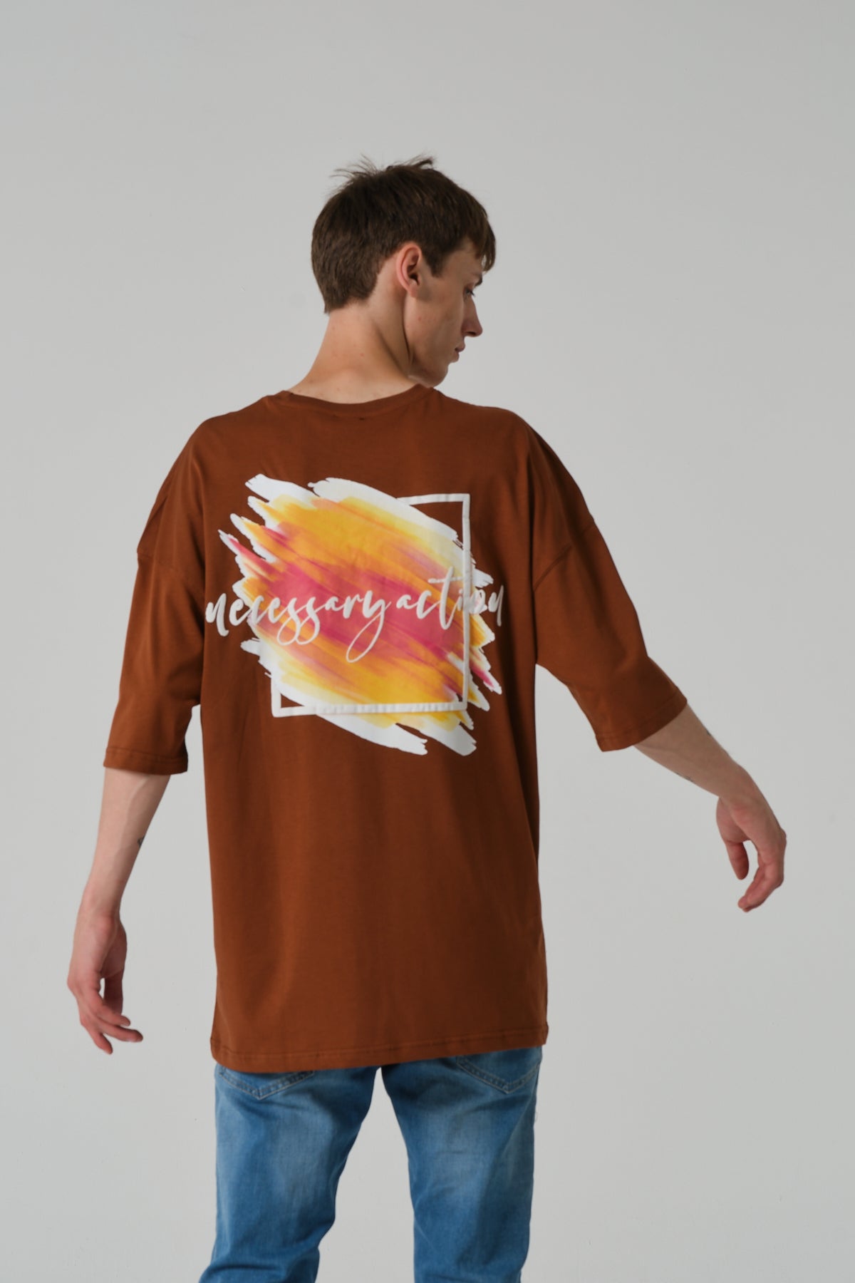 Action T-Shirt - Kahverengi